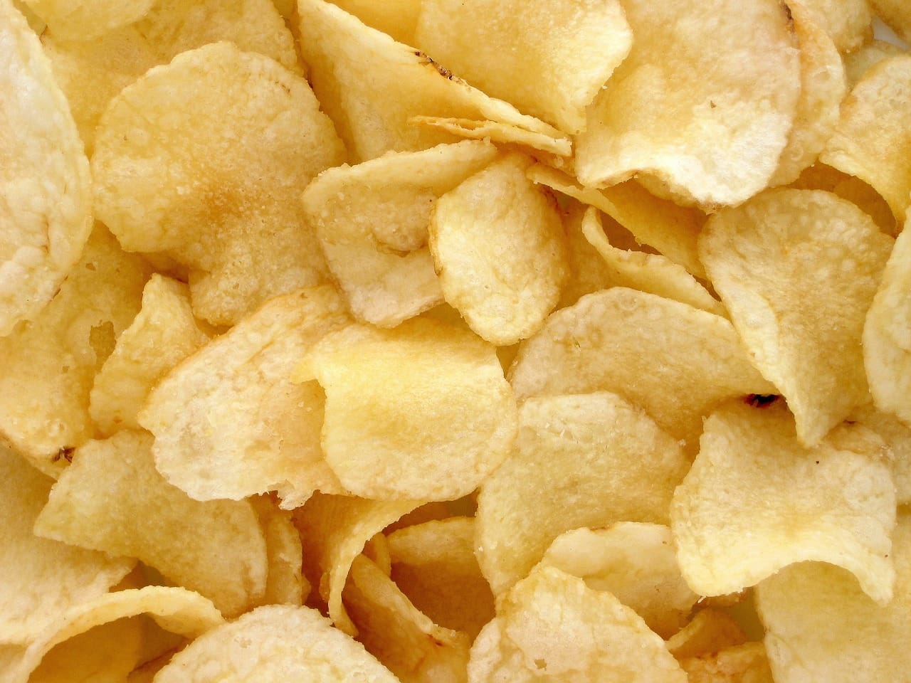 potato-chips-1418192_1280